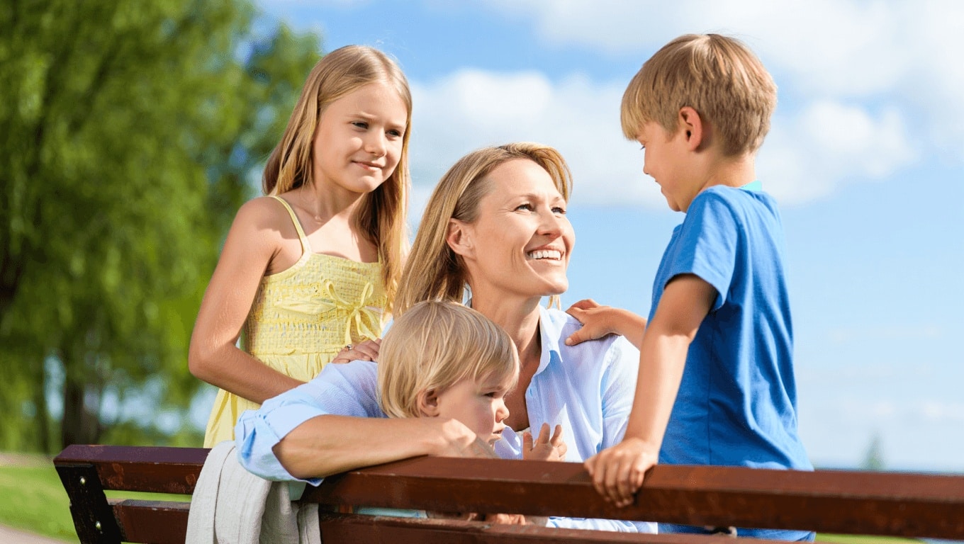 The Number of Kids You Have Has a Strange Effect on Your Lifespan