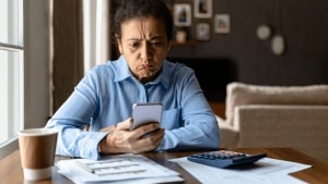 Financial stress hits 401(k)s