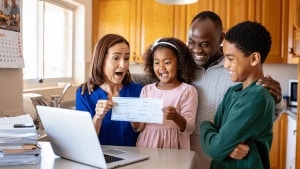 Average tax refund is up $350 compared to last year as IRS deadline approaches