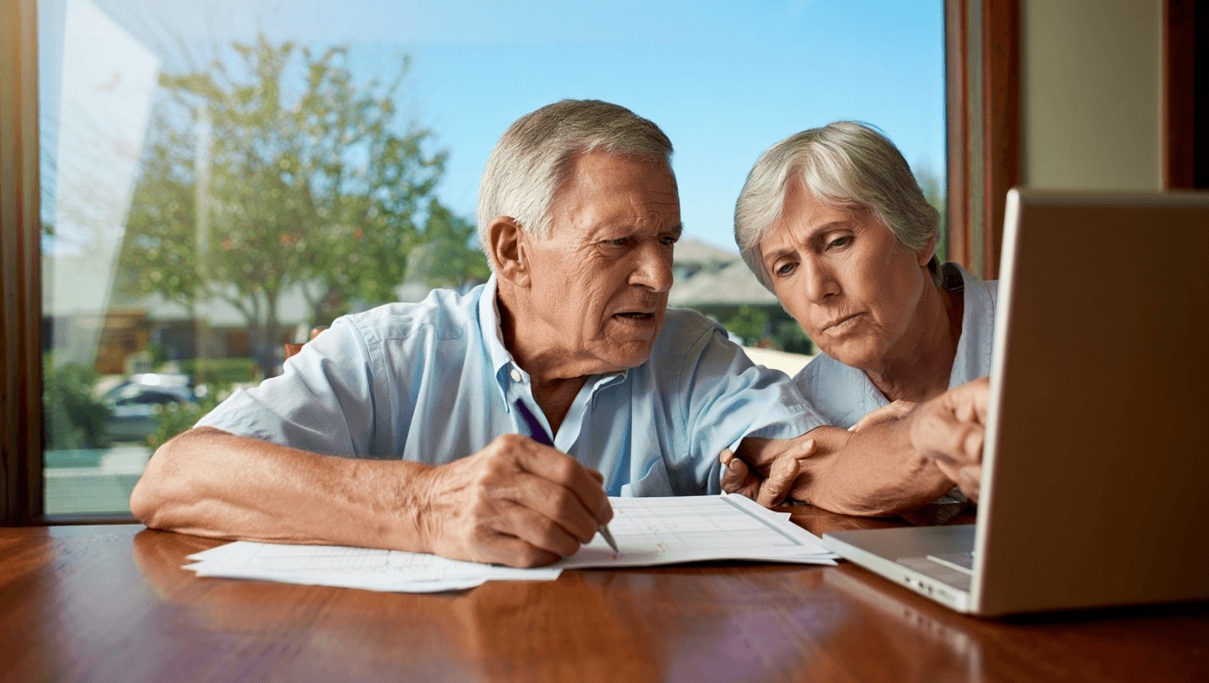 Social Security claims at 62 get social media buzz — experts say proceed with caution