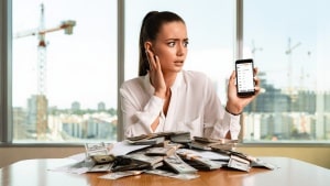 Most women are confident savers, survey finds — but where they stash their cash could be a problem