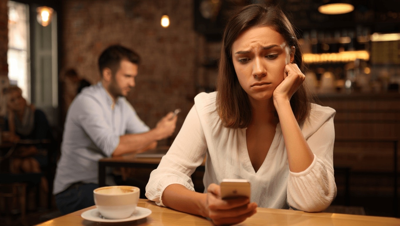 What to Know About ‘Exploitative Daters,’ the People Who Keep You Hooked With Mixed Signals